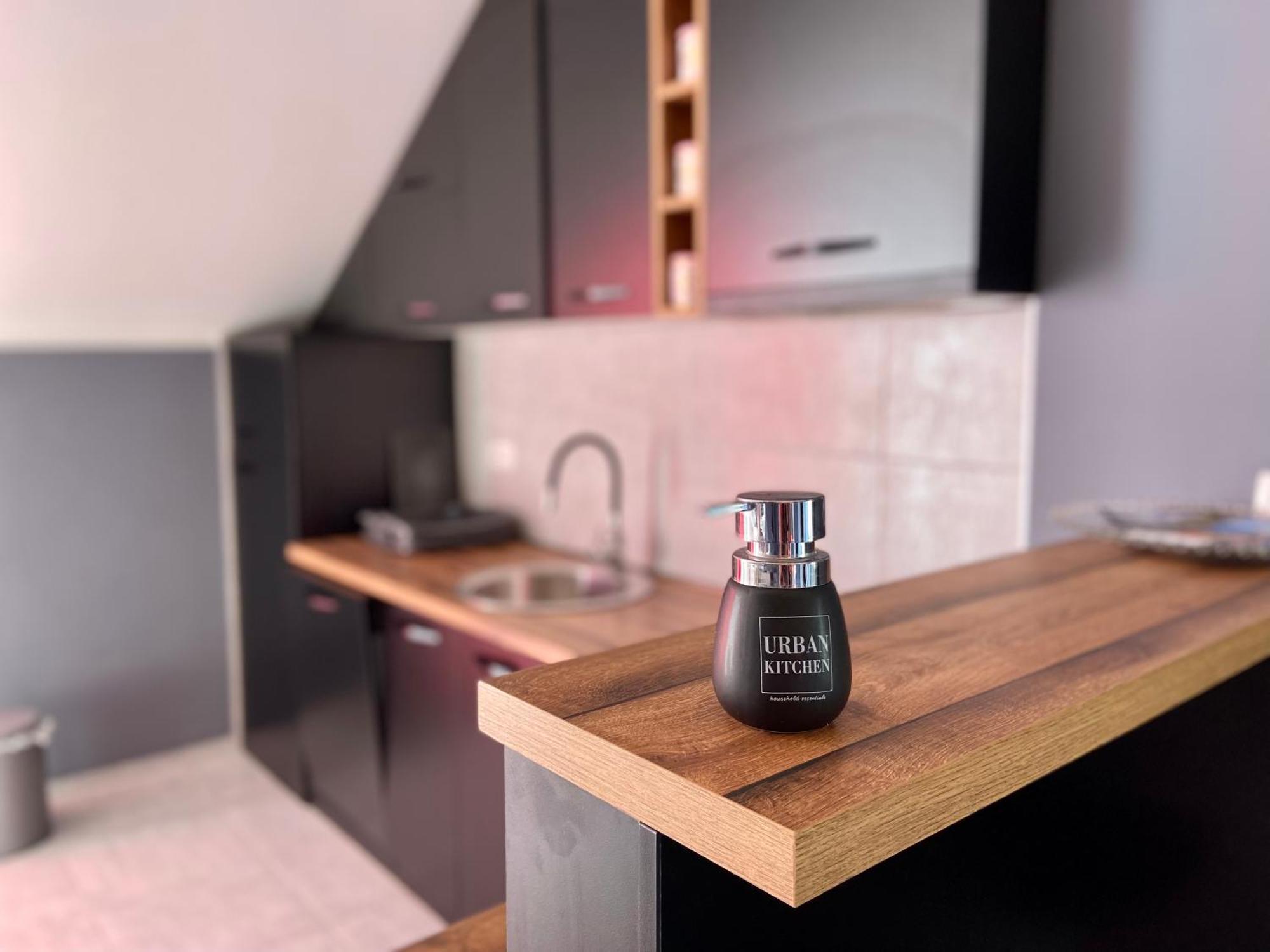 Banicevic Apartmani Ðenovići Exterior foto