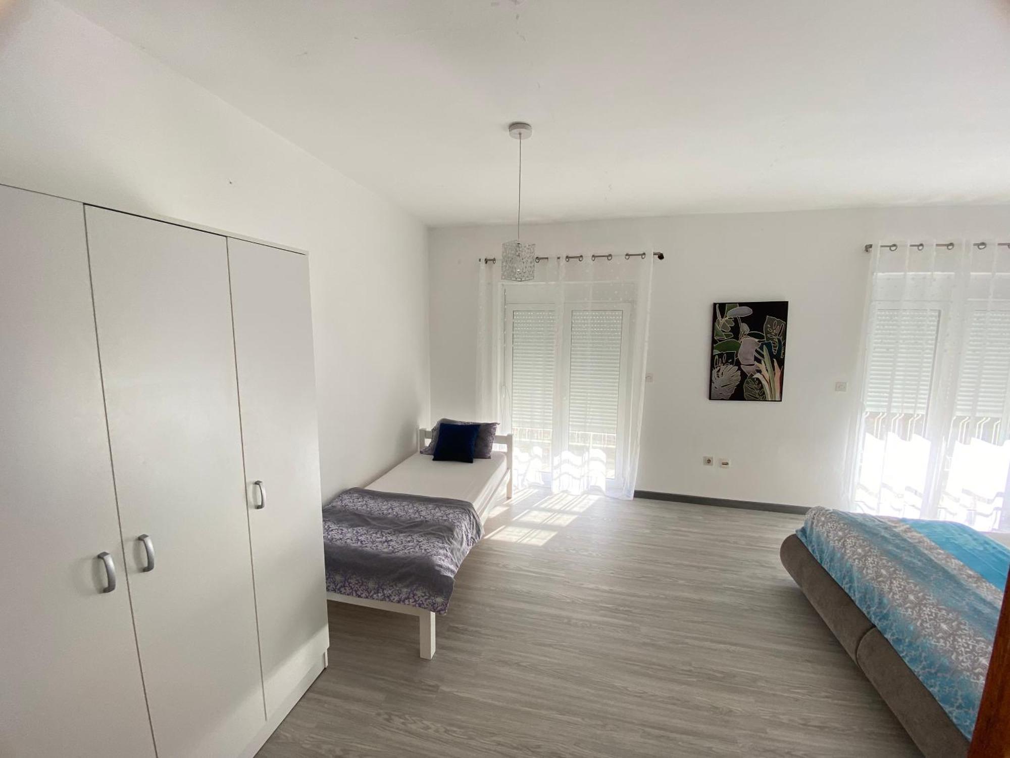 Banicevic Apartmani Ðenovići Habitación foto